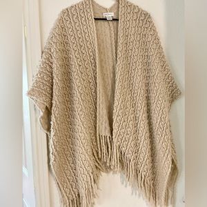 Cream poncho